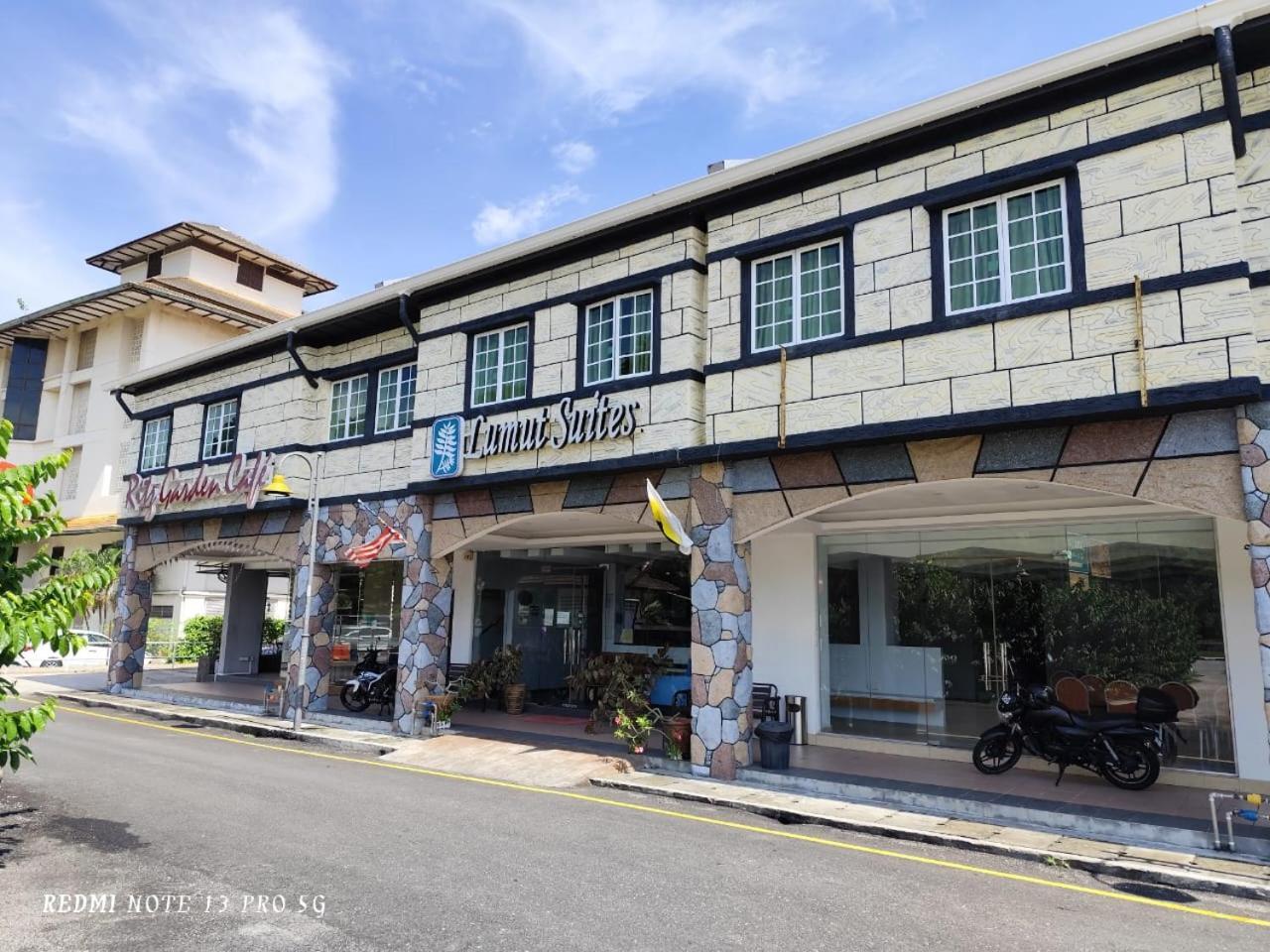 Lumut Suites Kültér fotó