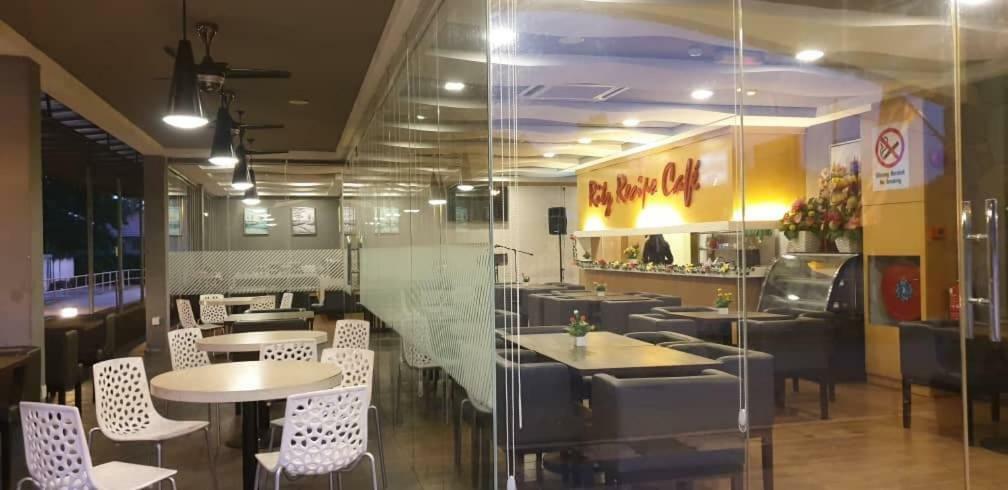 Lumut Suites Kültér fotó