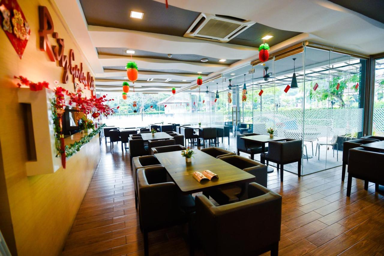 Lumut Suites Kültér fotó